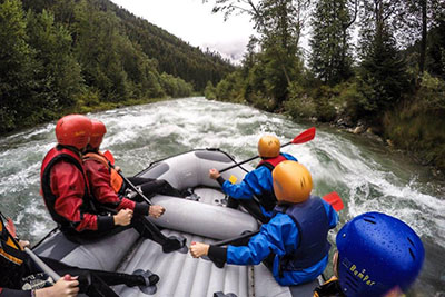 Haus aussen 1 Rafting